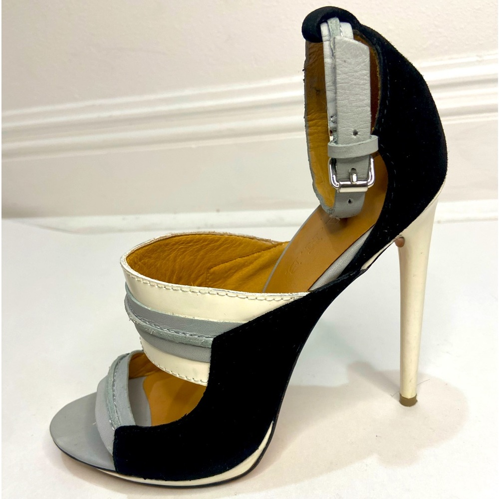 L.A.M.B Black/White/Grayish Blue Leather and Suede Heel